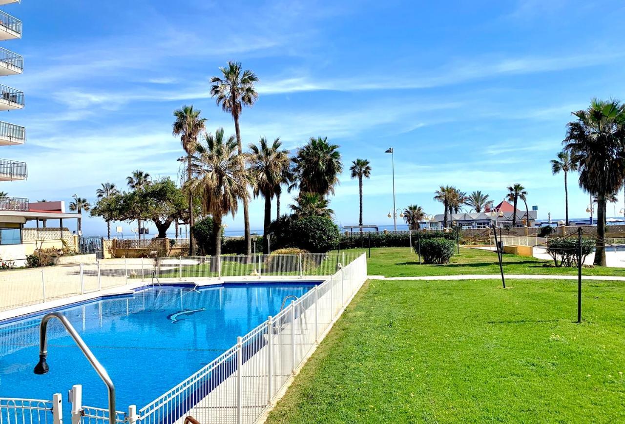 Precioso Estudio Frente Al Mar Con Piscina Бенальмадена Экстерьер фото